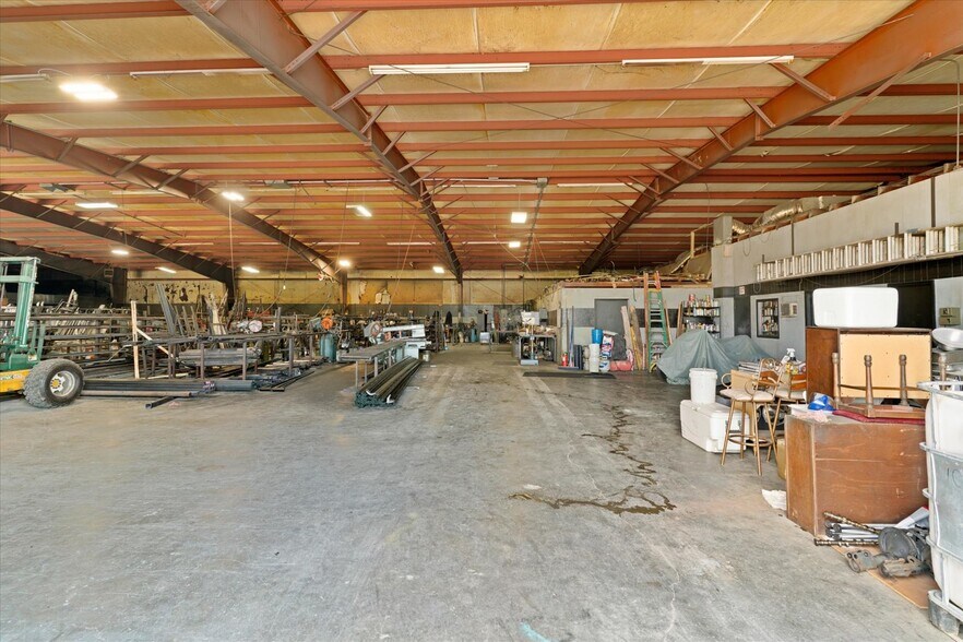 More Photos Of 3744 Lake Katherine Rd, Tunnel Hill Warehouse For Sale