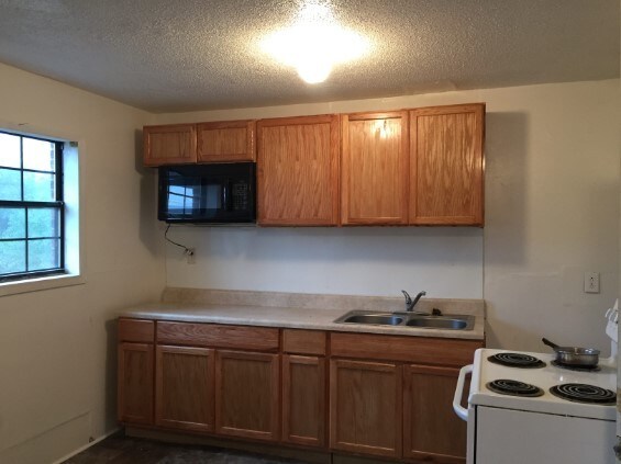 More Photos Of 212 Rayfield Wright St, Fort Valley Apartments For Sale