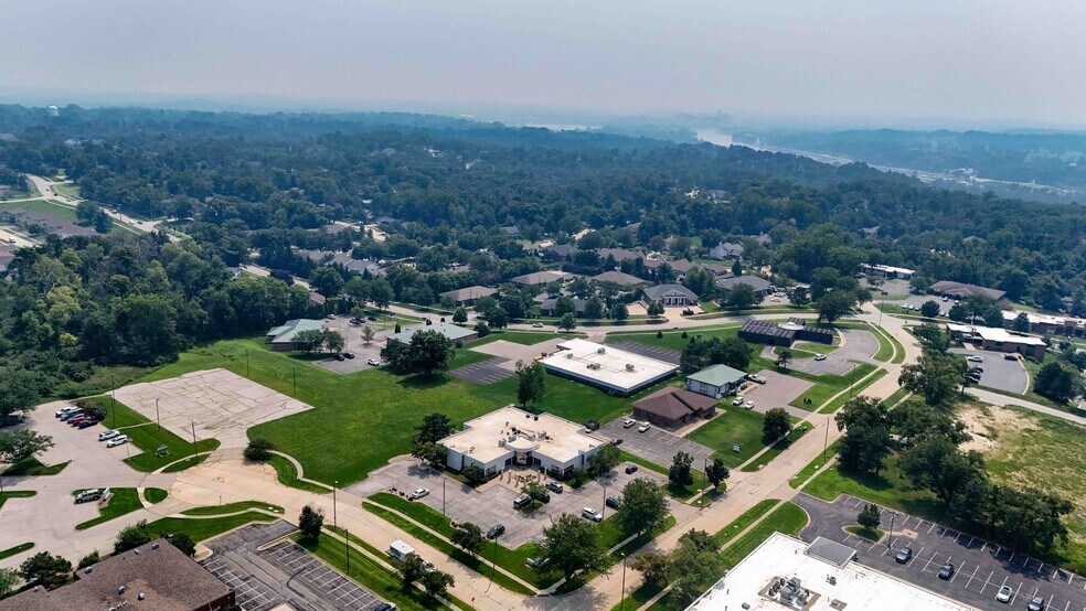 More Photos Of 3950 River Ridge Dr NE, Cedar Rapids Office For Sale