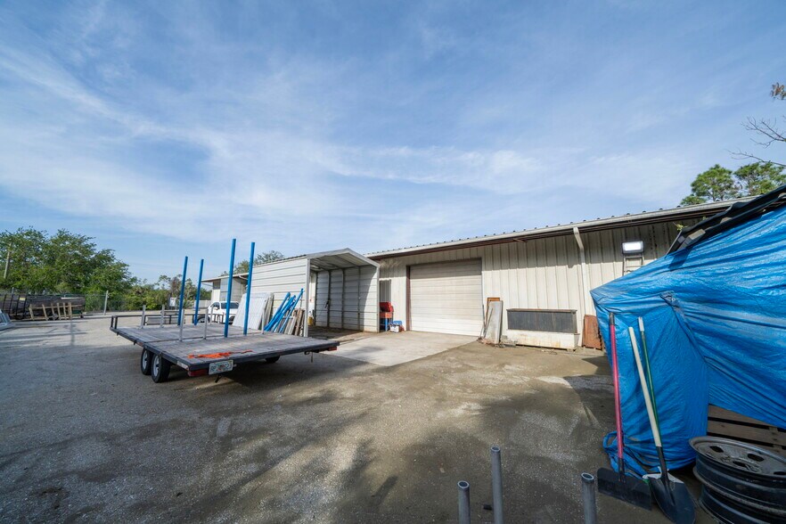 More Photos Of 25451 Fortran Dr, Punta Gorda Warehouse For Sale
