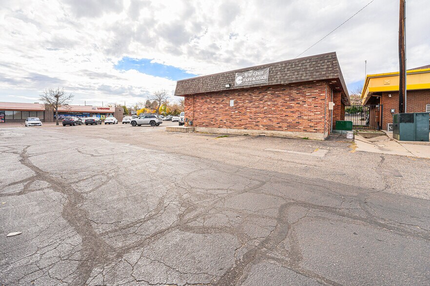 More Photos Of 7580 Sheridan Blvd, Westminster Storefront For Sale