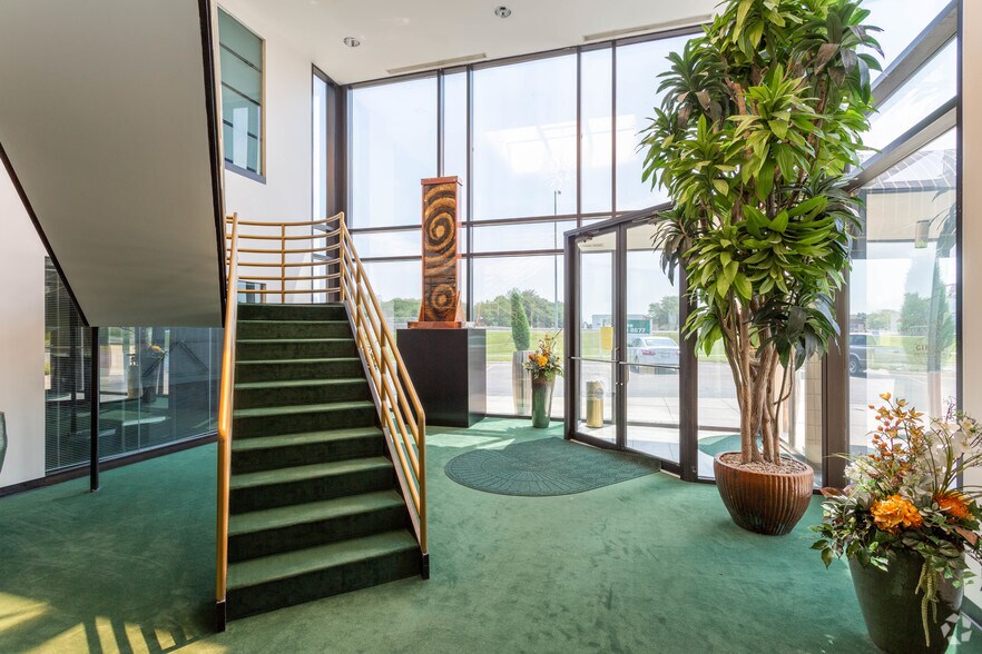 More Photos Of 13750 Millard Ave, Omaha Loft Creative Space For Lease