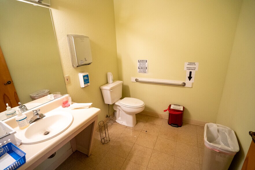 More Photos Of 2950 Stone Hogan Connector Rd SW, Atlanta Medical For Sale