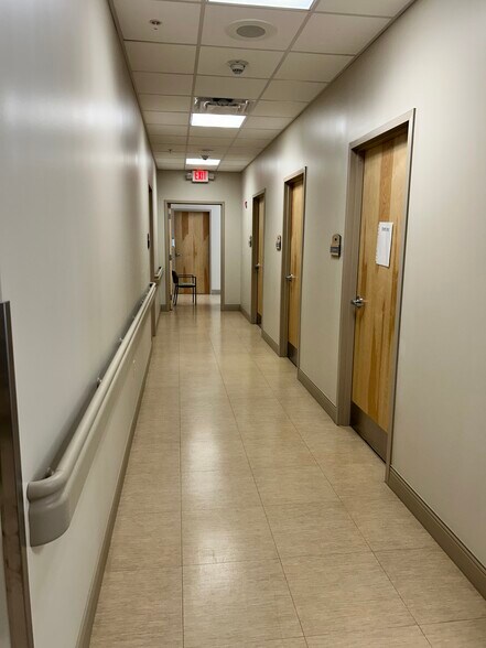More Photos Of 700 Technology Dr, Charleston Hospital For Sale