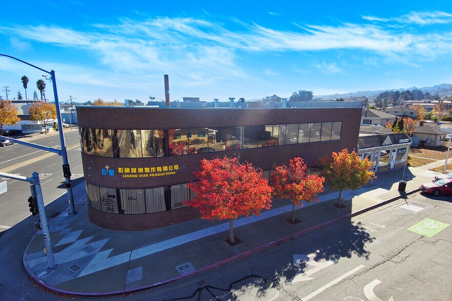 More Photos Of 1699 El Camino Real, Millbrae General Retail For Lease