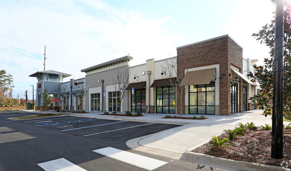 More Photos Of Thomasville Rd @ Lawton Chiles Ln, Tallahassee Unknown For Lease