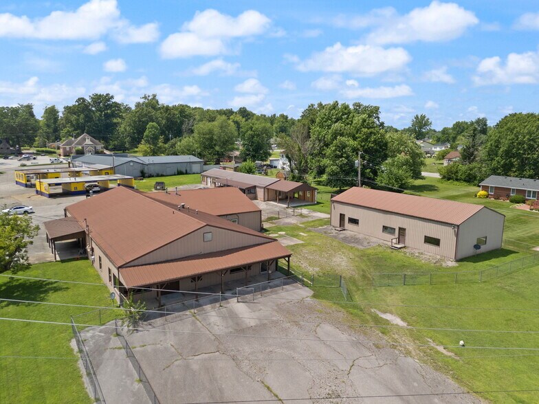 More Photos Of , Scottsburg Unknown For Sale