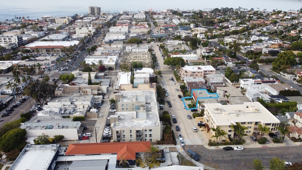 More Photos Of 7433 Herschel Ave, La Jolla Medical For Lease