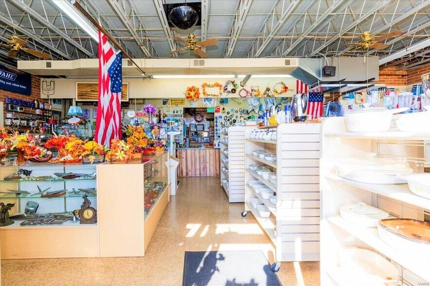More Photos Of 9979 Watson Rd, Saint Louis Storefront Retail Office For Sale