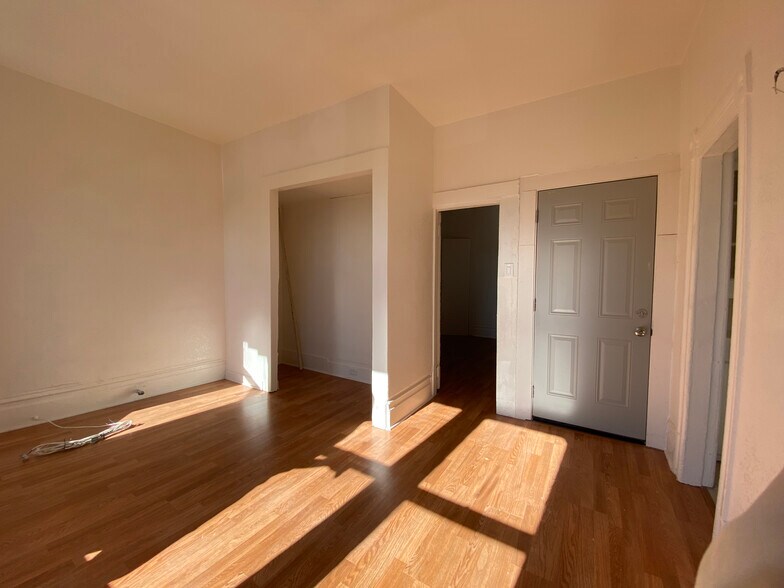 More Photos Of 630 York, Vallejo Apartments For Sale
