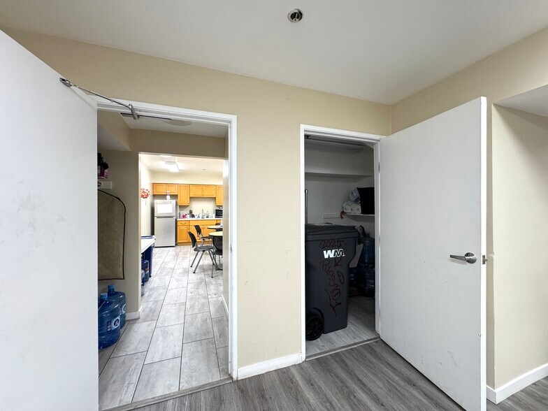 More Photos Of 815-821 Webster St, Oakland Storefront Retail Office For Lease