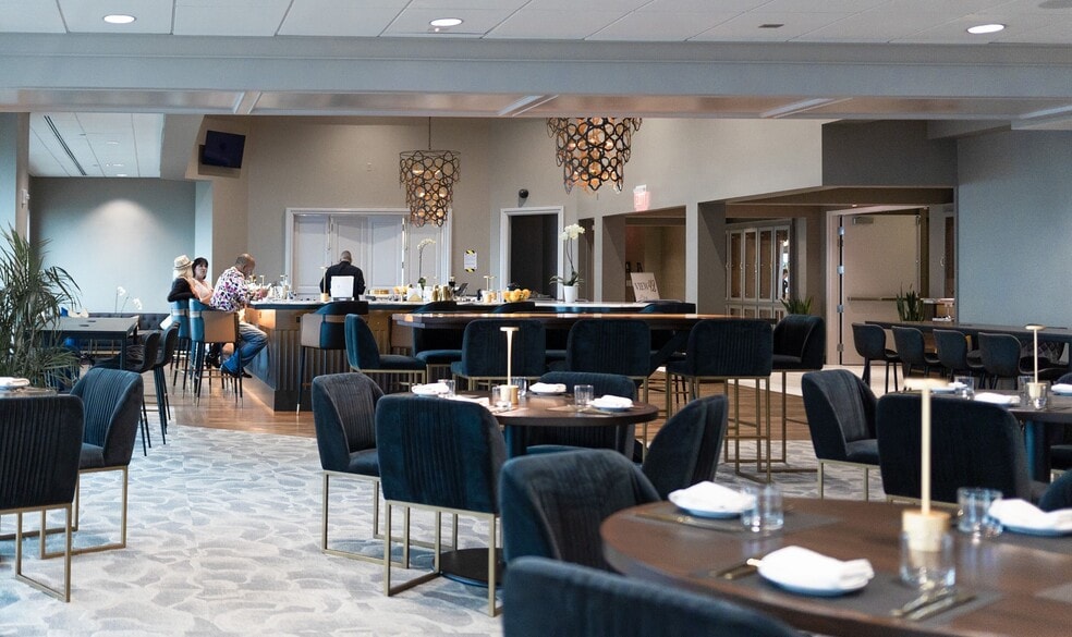 More Photos Of 101 E Kennedy Blvd, Tampa Office Residential For Lease