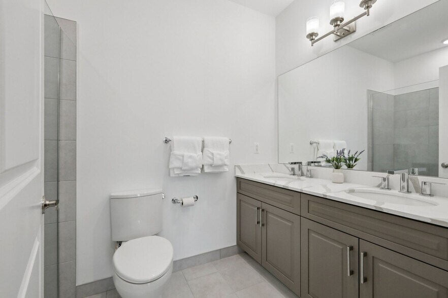 More Photos Of 110 Bergen Tpke, Little Ferry Apartments For Lease