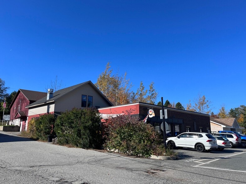 Primary Photo Of 18 Village Green Way, Southwest Harbor Restaurant For Lease