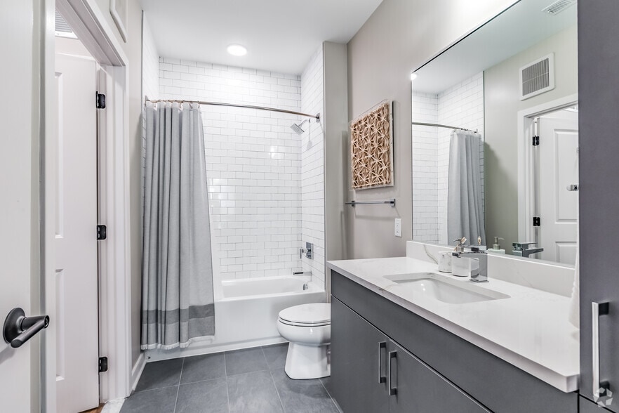 More Photos Of 4400 Calvert Rd, College Park Apartments For Lease