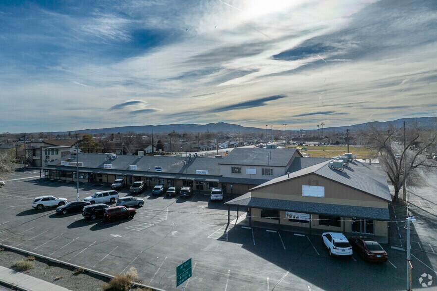 More Photos Of 41-95 W Main St, Fernley General Retail For Lease