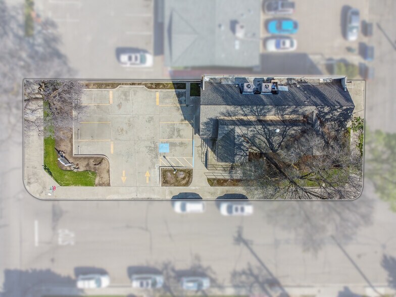 More Photos Of 235 W Noble Ave, Visalia Medical For Sale