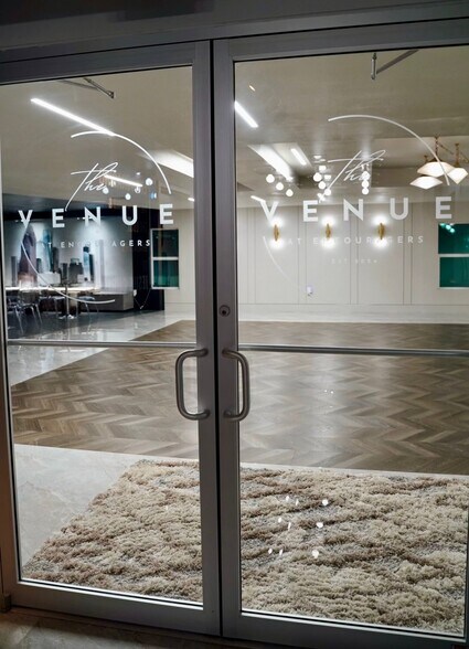 More Photos Of 8203 John Martin Rd, Baytown Specialty For Lease