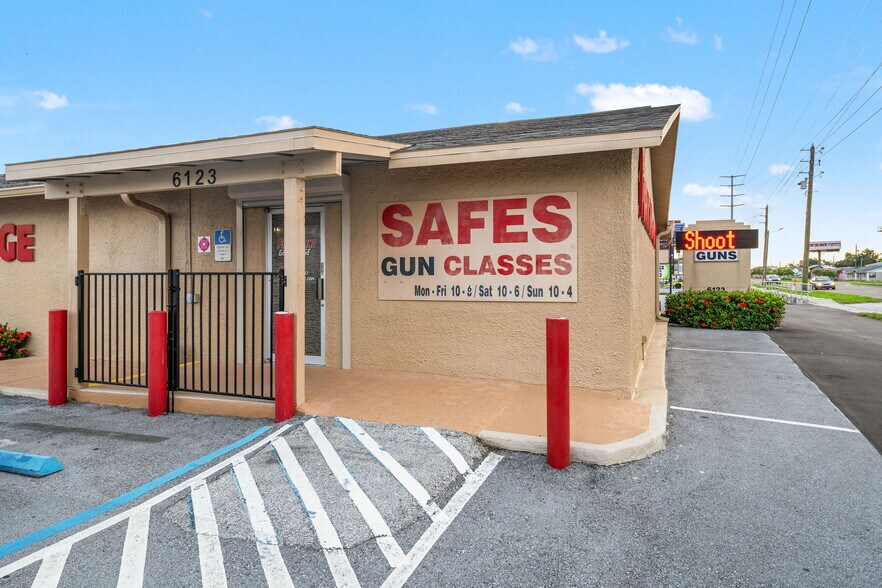 More Photos Of 6123 Ridge Rd, Port Richey Freestanding For Sale