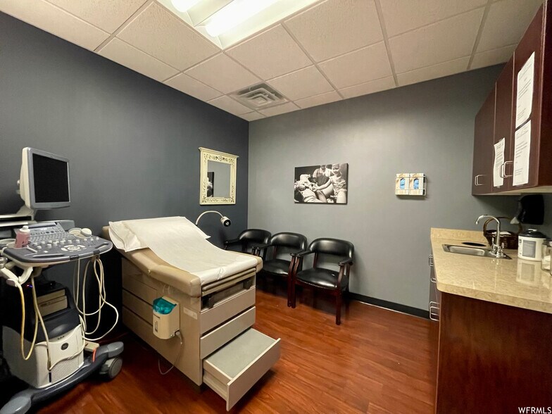 More Photos Of 5285 S 400 E, Washington Terrace Medical For Lease