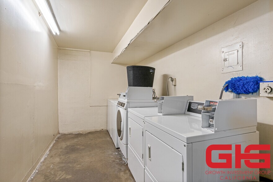 More Photos Of 820 N Raymond Ave, Pasadena Apartments For Sale