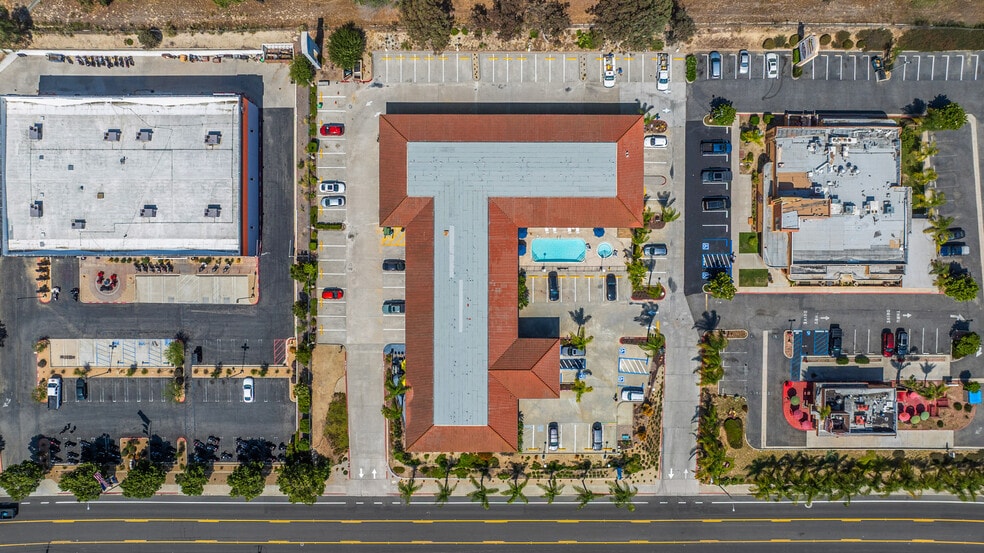 More Photos Of 28980 Old Town Front St, Temecula Hotel For Sale