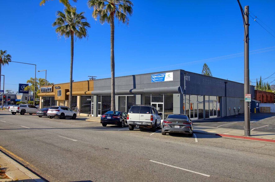 More Photos Of 413 S Brand Blvd, Glendale Auto Dealership For Lease