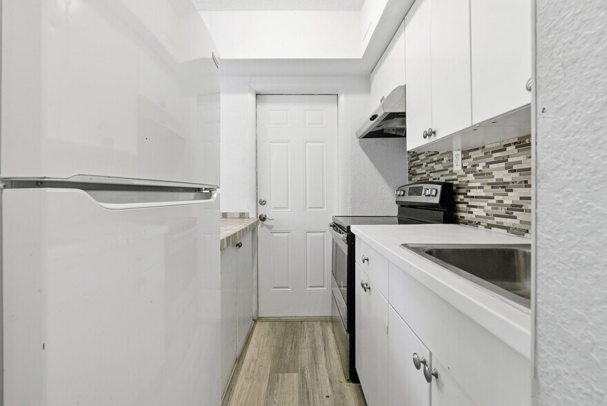 More Photos Of 1542 NW 35th St, Miami Apartments For Sale