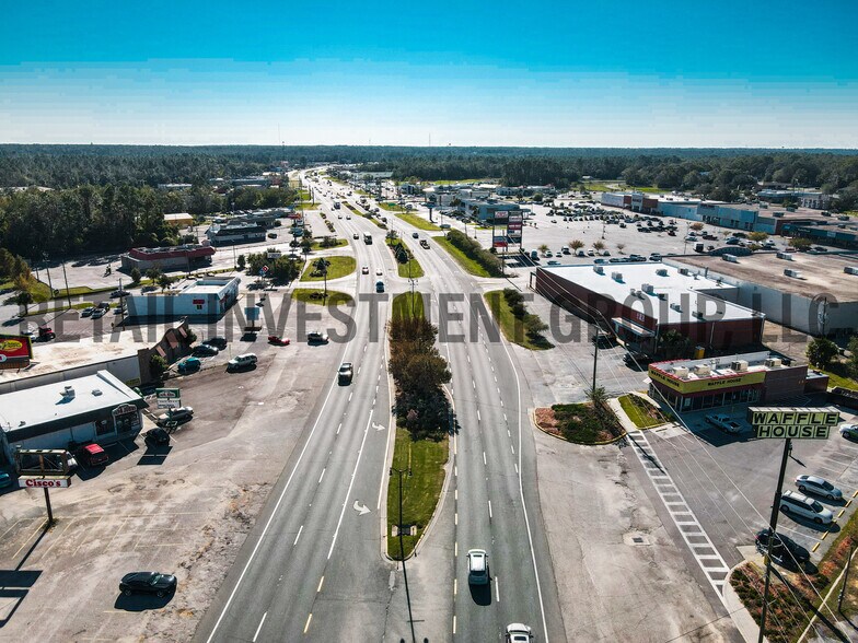 More Photos Of 6564-6580 Caroline St, Milton General Retail For Sale
