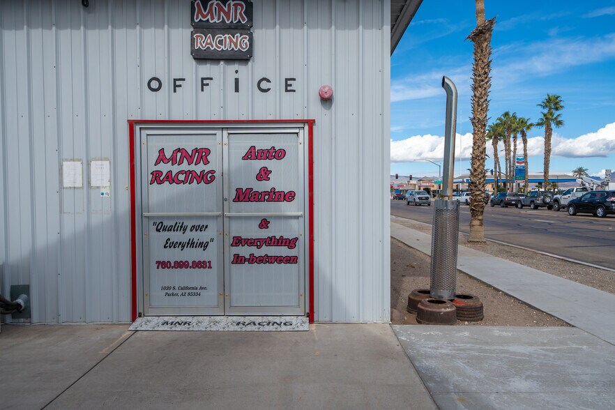 More Photos Of 1020 S California Ave, Parker Industrial For Sale
