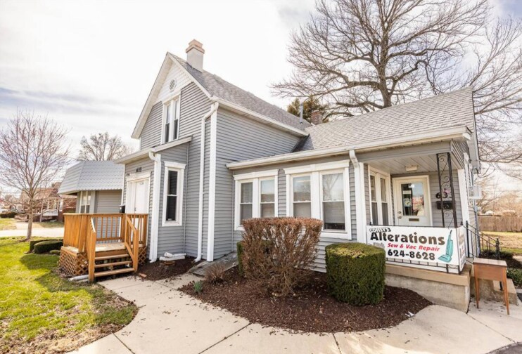 More Photos Of 635 S Lincoln Ave, O'Fallon Storefront Retail Office For Sale