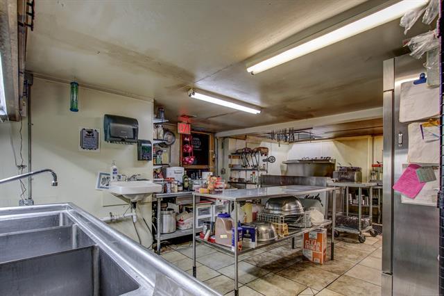 More Photos Of 306 E Don Tyler Ave, Dewey Storefront Retail Office For Sale