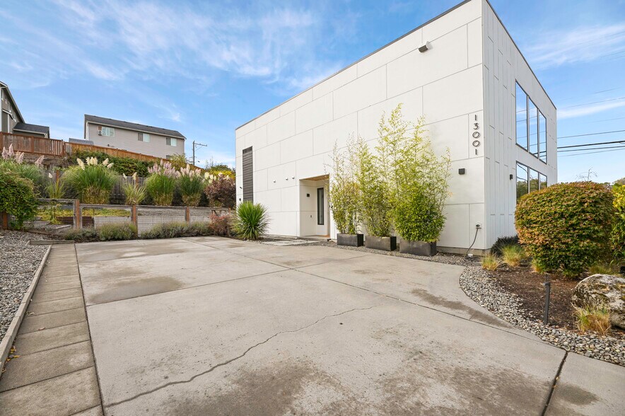 More Photos Of 13001 40th Ave S, Tukwila Specialty For Sale