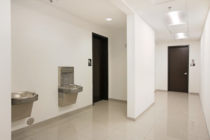 More Photos Of 2750 SW 145th Ave, Miramar Office For Lease