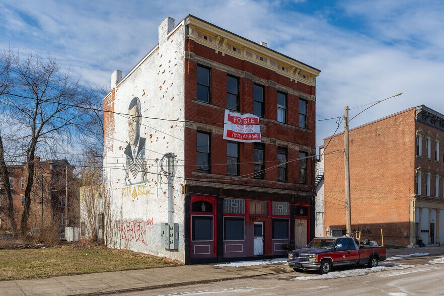 More Photos Of 1913 Central Ave, Cincinnati Office Residential For Sale