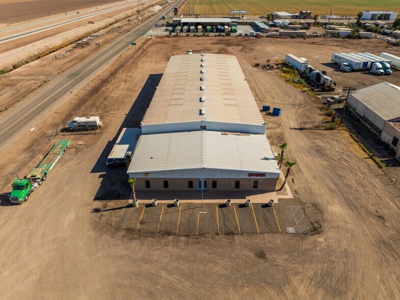 More Photos Of 397 E Evan Hewes Hwy, El Centro Auto Repair For Sale