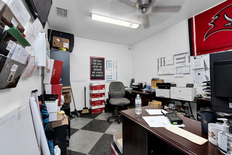 More Photos Of 18230 Paulson Dr, Port Charlotte Warehouse For Sale