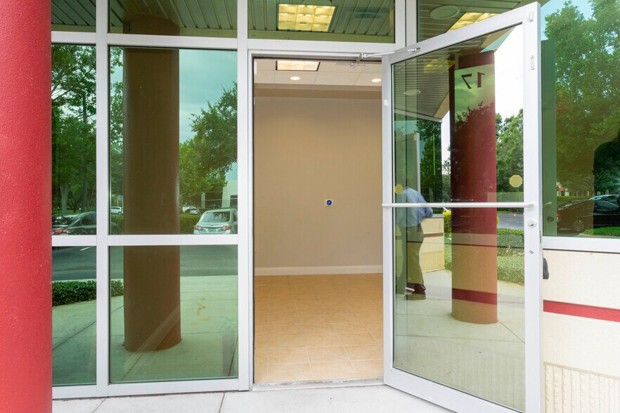 More Photos Of 7350 Futures Dr, Orlando Office For Sale