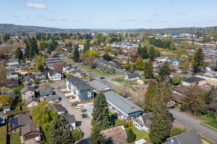 More Photos Of 364 Elizabeth St, Monroe Apartments For Sale