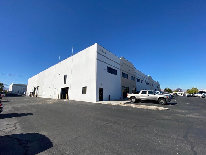 More Photos Of 5375 Procyon St, Las Vegas Warehouse For Lease