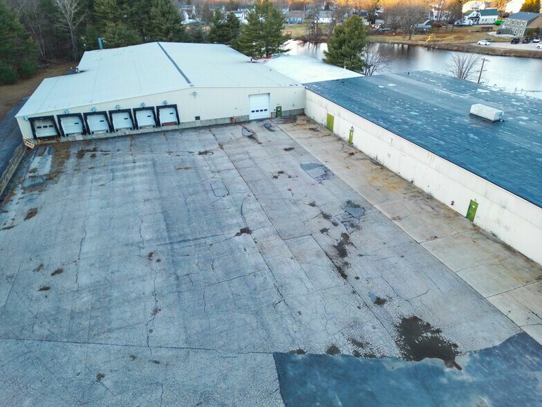 More Photos Of 44 Rivulet St, Uxbridge Warehouse For Sale