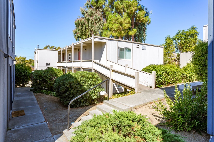 More Photos Of 201 Avian Dr, Vallejo Apartments For Sale