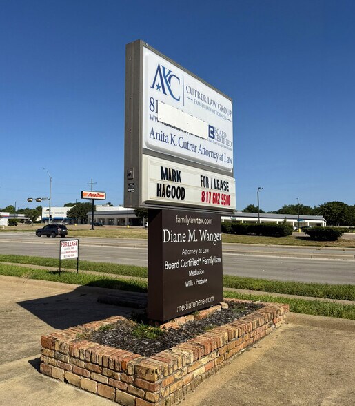 More Photos Of 304 Harwood Rd, Bedford Medical For Lease