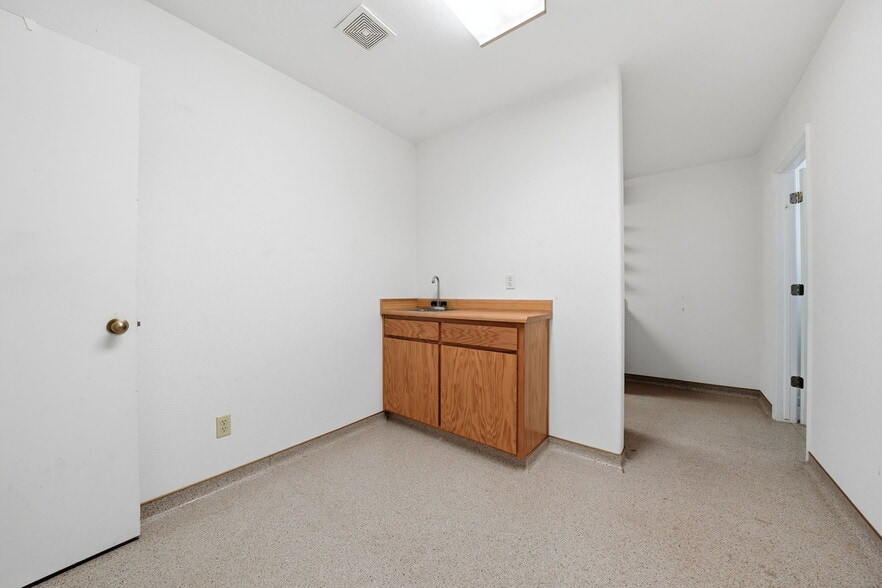 More Photos Of 11071 CA-88, Jackson Office For Sale