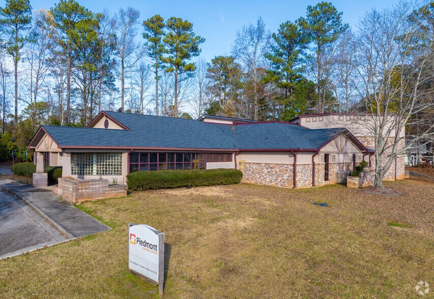 More Photos Of 211 Millard Farmer Ind Blvd, Newnan Medical For Sale