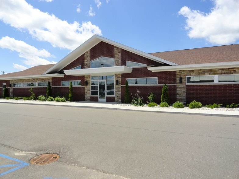 More Photos Of 4639 Packard Rd, Mount Pleasant Office For Sale