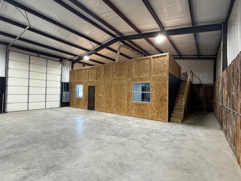 More Photos Of 1730 Smith Rd, Rockwall Warehouse For Lease