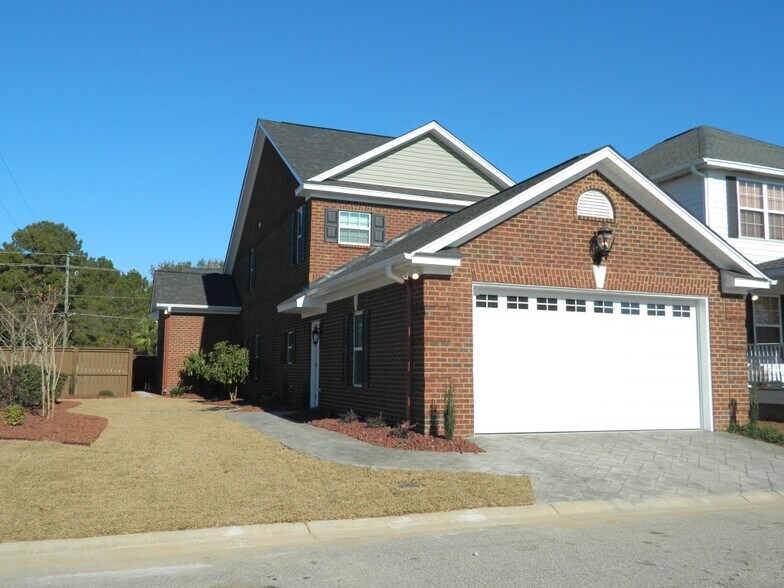 More Photos Of 1600 3rd Loop Rd, Florence Multifamily For Sale