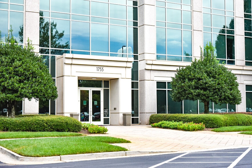 More Photos Of 1755 N Brown Rd, Lawrenceville Office For Lease