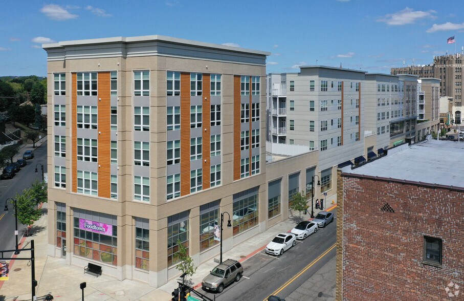 More Photos Of 300 Glenwood Ave, Bloomfield Apartments For Lease